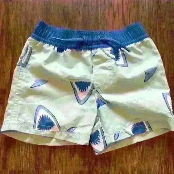 Carters swim shorts - Picture 1 of 3